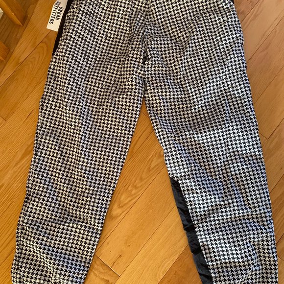 Urban Outfitters Printed Pant - Picture 2 of 3